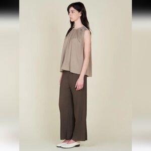 Grade & Gather Pleated Sleeveless Top In Desert Taupe Size Medium Brand New